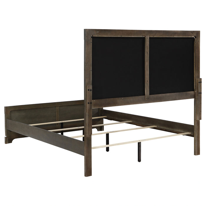 Gran Park Panel Bed