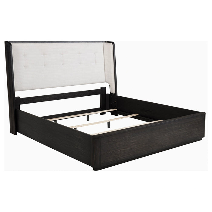 Leandro Wingback Bed