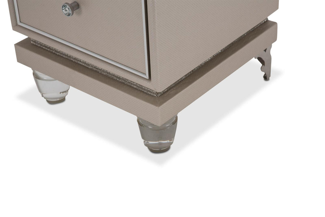 Glimmering Heights Upholstered Vanity w/ Mirror in Ivory 9011058/68-111 - Furniture Max (Falls Church,VA) *