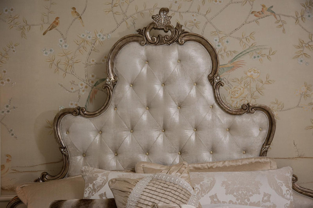Platine de Royale King Panel Bed in Antique Platinum 09000EKPL3-101 - Furniture Max (Falls Church,VA) *