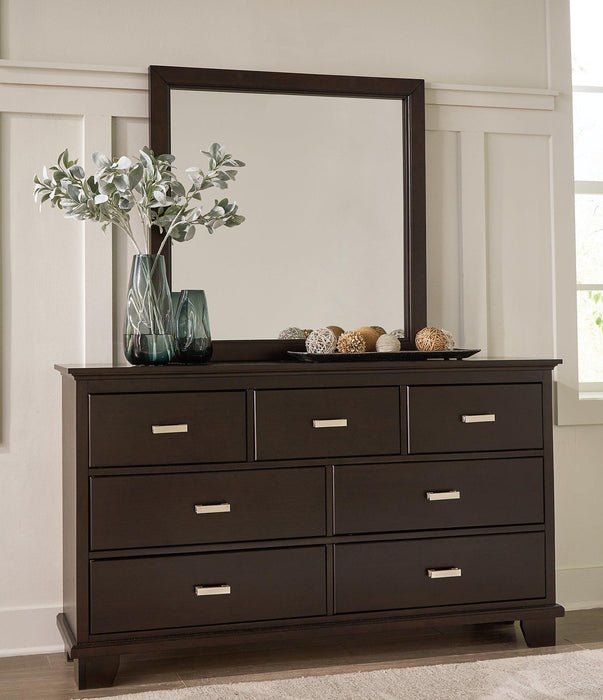 Covetown Bedroom Package - Furniture Max (Falls Church,VA) *