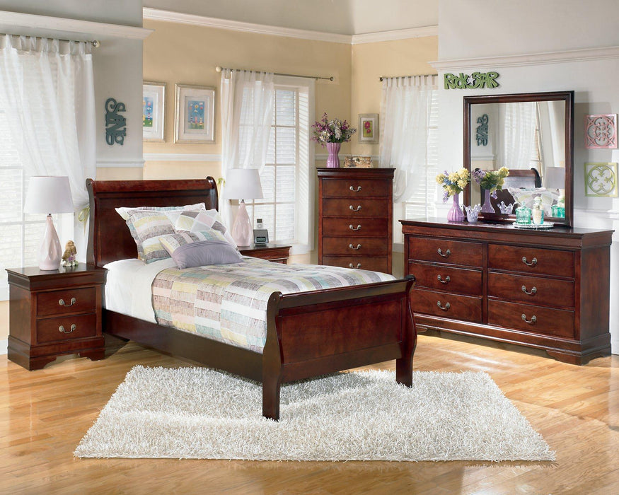 Alisdair Chest of Drawers - Furniture Max (Falls Church,VA) *