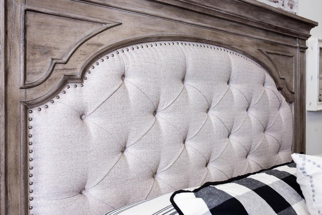 Steve Silver Highland Park King Panel Bed in Waxed Driftwood - Furniture Max (Falls Church,VA) *